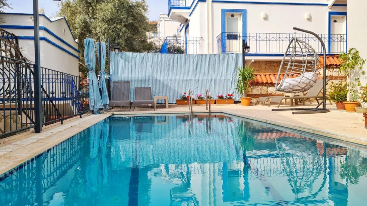 Shared Pool Flat Located 3 Min To Beach In Kalkan Daire Dış mekan fotoğraf